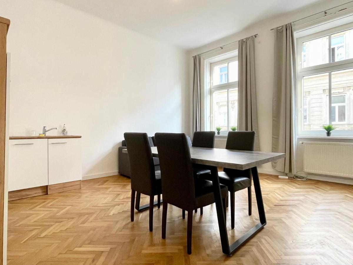 Premium Residence At Famous Vienna Kutschkermarkt Luaran gambar