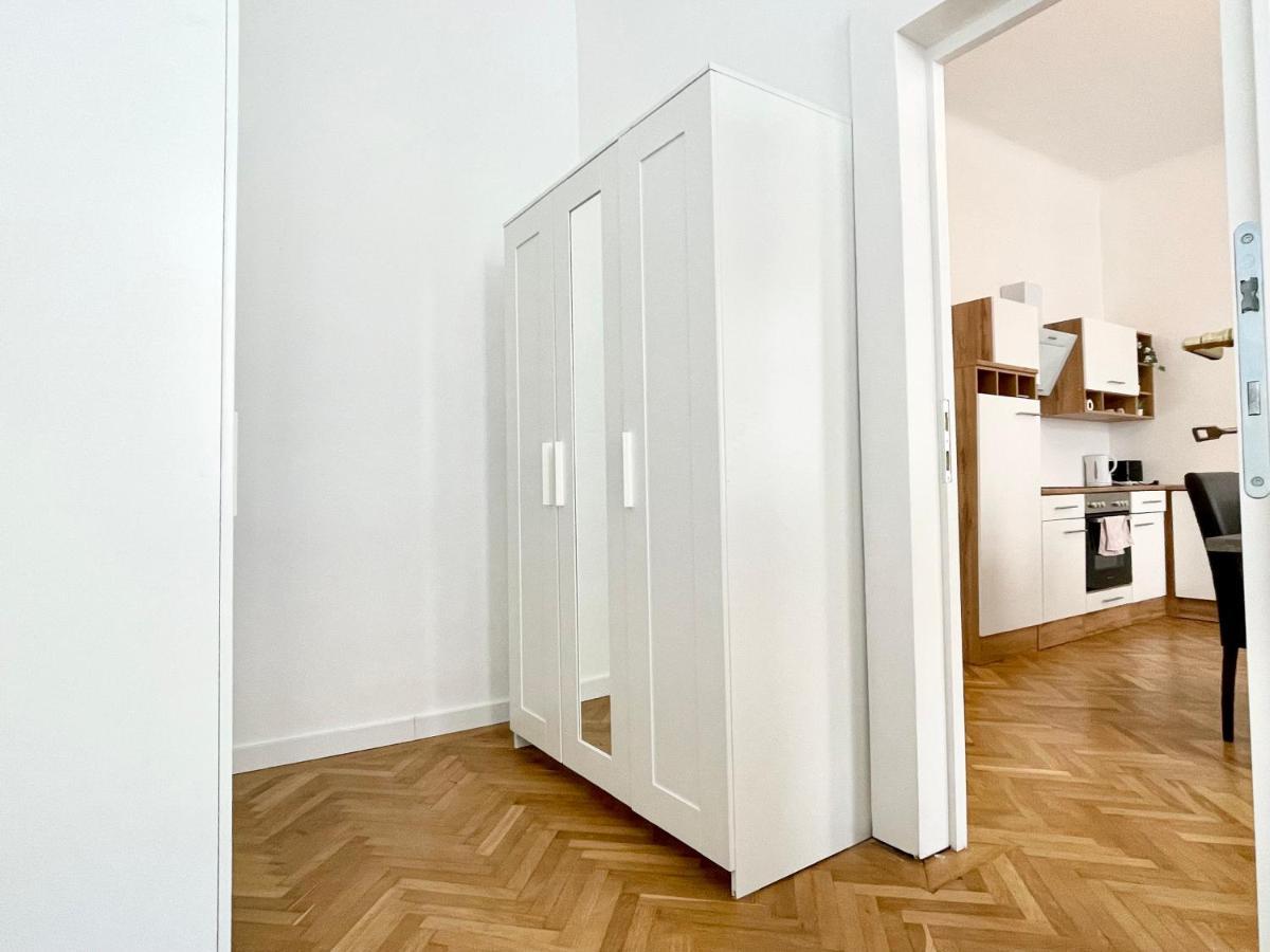 Premium Residence At Famous Vienna Kutschkermarkt Luaran gambar